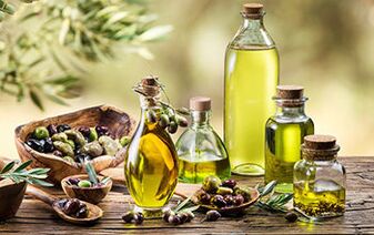 Olivenöl und Backpulver zur Penisvergrößerung.